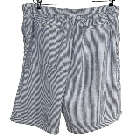 Caslon Women's Blue and White Striped 100% Linen Shorts with Pockets Size XL - Picture 2 of 5